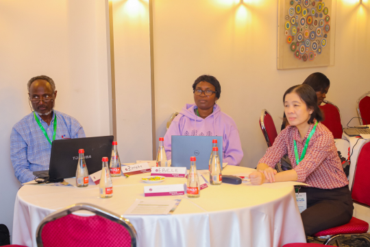 There was an emphasis on group work and interactions vital for shared learning and networking. Training participant, Le Hoa Dang (third from left) shares a table with colleagues from EfD Ethiopia and EfD Nigeria.
